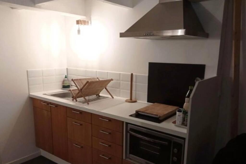 Joli Duplex En Centre Ville De 40M2 Climatise Istres Dış mekan fotoğraf